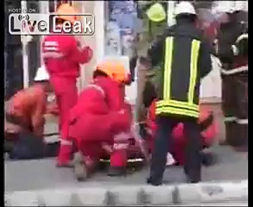 LiveLeak.com - Man Jumps From A Building.