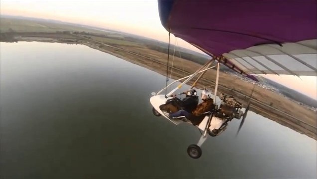 Не знаю кто поет , за то знаю кто летает