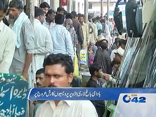 Overloading on vehicles at Badami Bagh Lari Adda; road accidents could cause