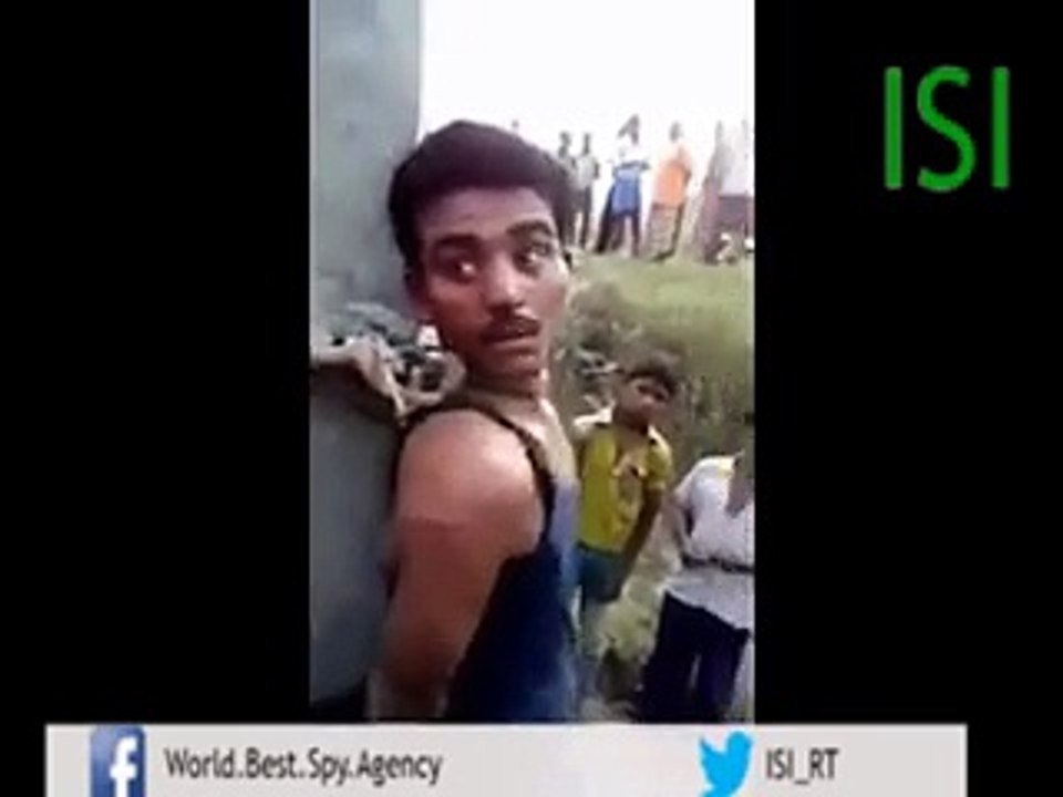 Shocking Videos: See The Real Face Of Indian's How They Behave With Muslims