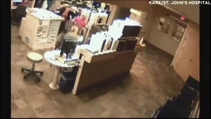 Shocking footage of patient attacking hospital staff-copypasteads.com