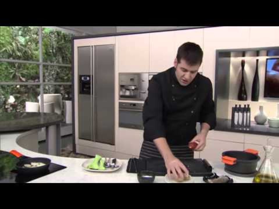 Tempura de bacallà amb mel i sobrassada