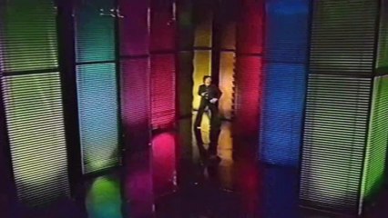 Cliff Richard - Green Light - Kenny Everett Show 1979