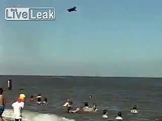 LiveLeak.com - Airplane Crash at sea