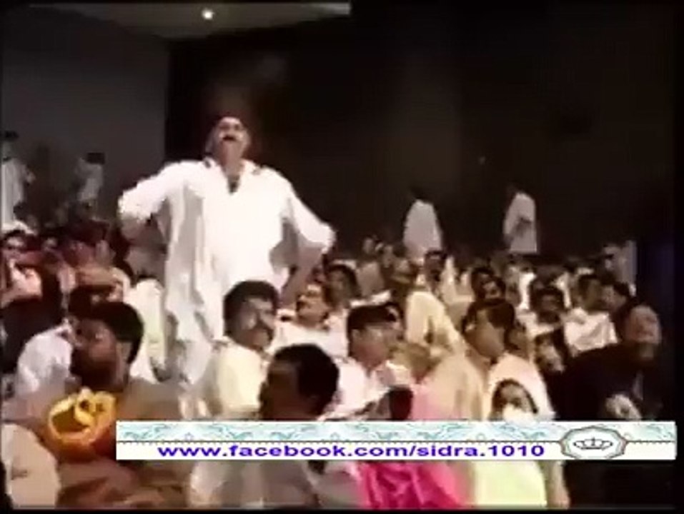 faty man funny dance