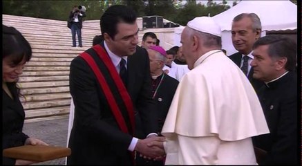 Vizita e Papa Françeskut në Shqipëri (Pa koment)