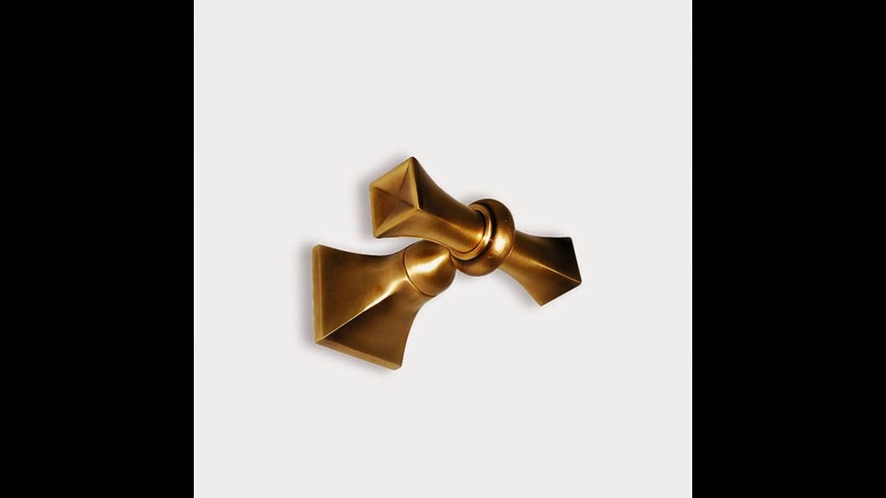 Badaccessoire-Serie Prisma im Neoklassik-Design