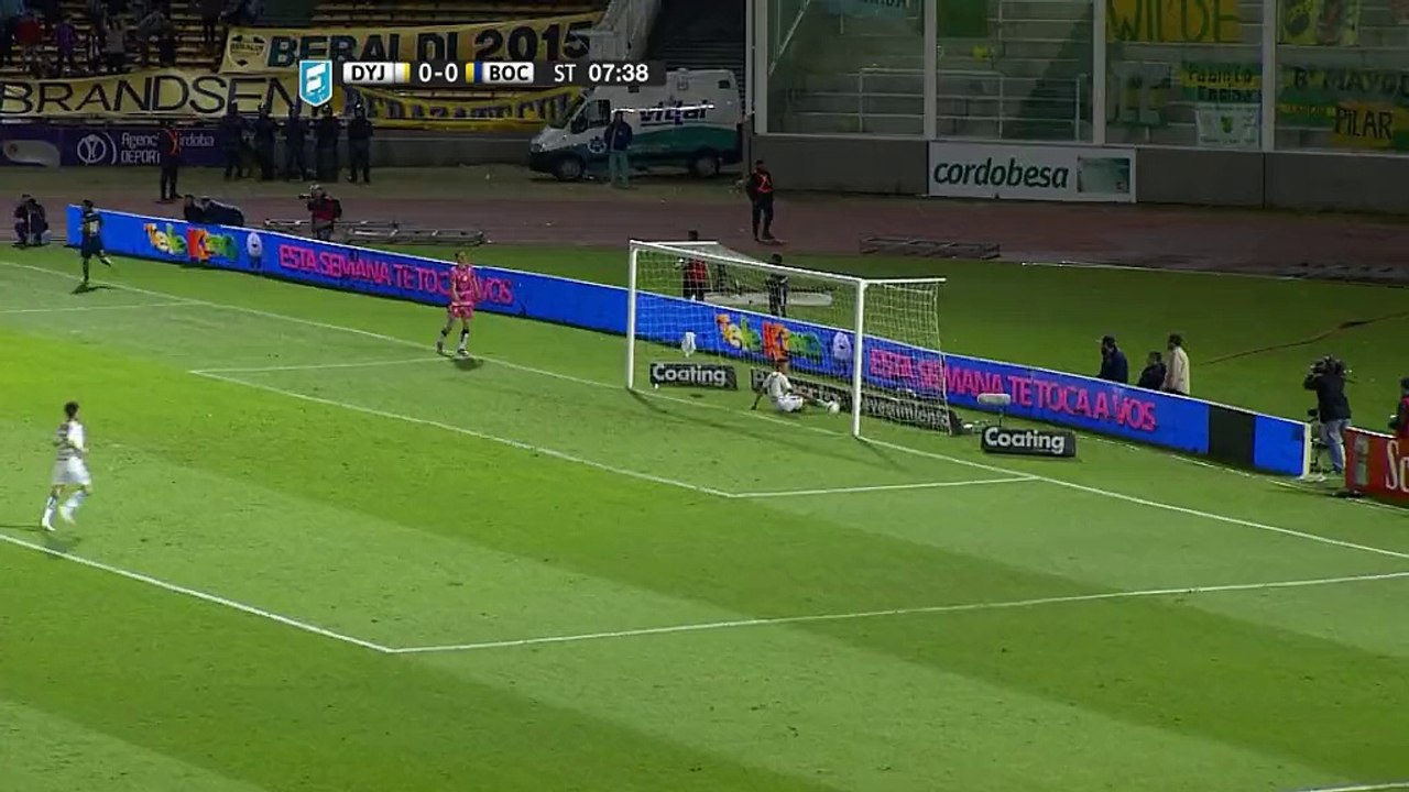 Argentine - Tevez profite de la bourde du gardien