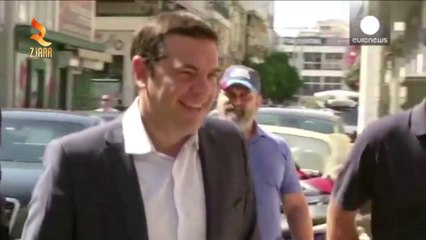 Download Video: 360° Grade -SONDAZHET NE ATHINE, ZGJEDHJET, GREKET TE PAVENDOSUR PER TSIPRAS