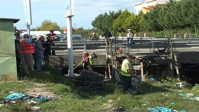 Mbeturinat në Lezhë, policia aksion për pastrimin e pikave të nxehta