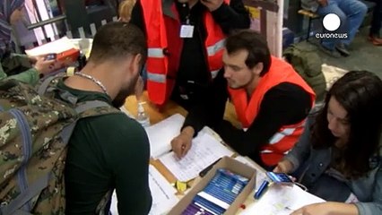 Mülteciler için yeni bir akıllı telefon uygulaması: "InfoAid"