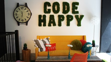 Tour Amazon&#039;s Funky Pop-up Loft Designed for Tech Entrepreneurs