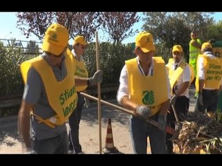 Napoli - "Puliamo il Mondo" all'aeroporto di Capodichino (23.09.15)