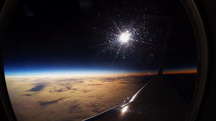 L'éclipse du 20 mars vue depuis un avion, ça donne ça !