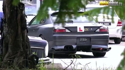 Quand une pilote professionnelle piège des moniteurs d'auto-école