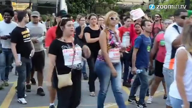 Brésil : des milliers d'enseignants en grève