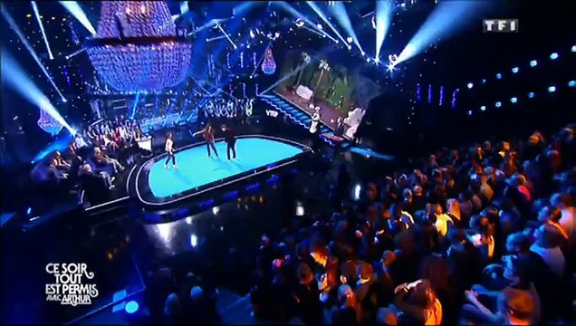 Karine Ferri et Mia Frye font grimper la température dans Ce soir tout est permis avec Arthur