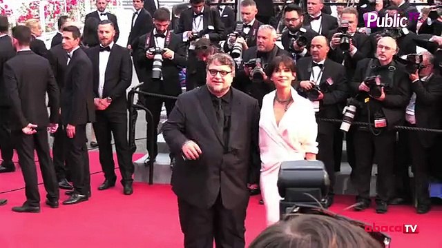 Exclu Vidéo : Cannes 2015 : Sophie Marceau et Guillermo Del Toro, des monstres du cinéma sur le red carpet !