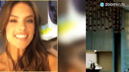 Alessandra Ambrosio sexy et nue à la télé