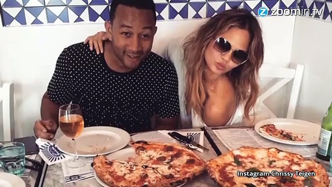 Chrissy Teigen adoooore manger !