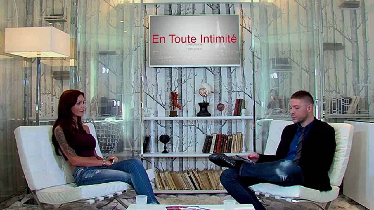 Exclu Vidéo : Julia (Les Anges 7) : "Les Ch'tis ou les Marseillais, un concept qui ne m'intéresse pas"