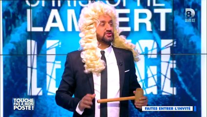 Quand Christophe Lambert tente d'embrasser Enora Malagré