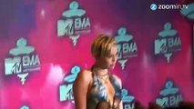Miley Cyrus topless... comme d'hab' en fait !