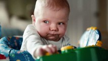 Poo faces : Pampers filme des bébés en train de faire caca