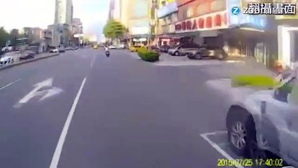 Impressionnante course poursuite en GoPro embarquée