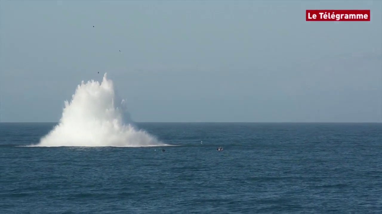 Plouguerneau. La Marine fait sauter une mine allemande en mer