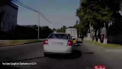 Homem é atropelado ao tentar salvar cachorro