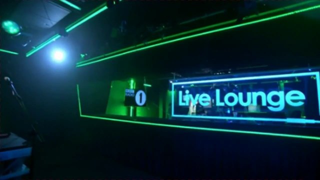 Chvrches Justin Bieber What Do You Mean? BBC Radio 1 Live Lounge 2015