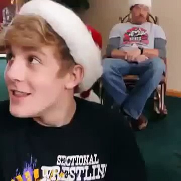 FUNNY VINE LOGAN ITS CHRISTMAS
