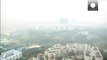La niebla que no deja ver el sol en Singapur