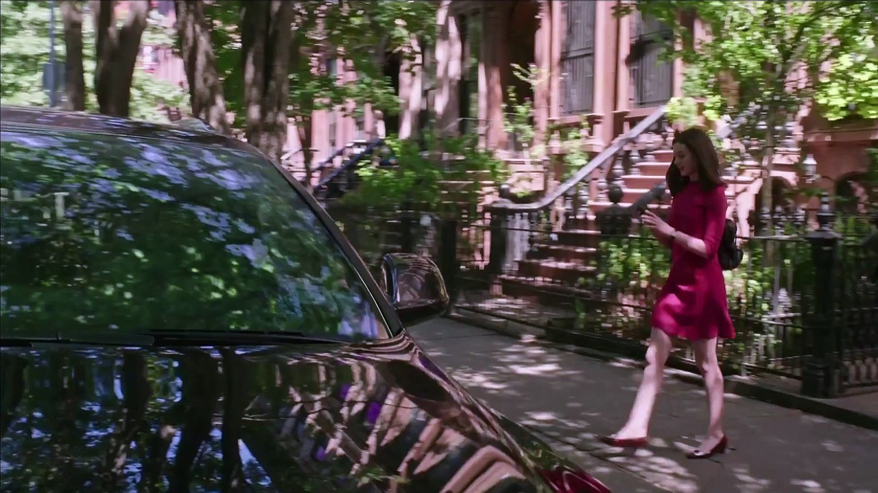 The Intern Featurette - Meet Jules (2015) - Robert De Niro, Anne Hathaway Movie