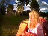 Samantha Oups ! Samantha fait du camping par Sophiekarine