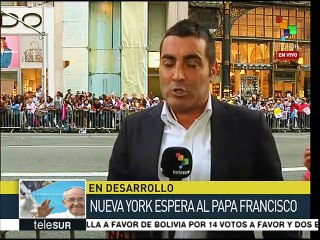 Miles salen a las calles de Nueva York para recibir al papa Francisco
