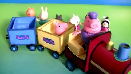 Peppa Pig on Grandpa Pig's Train Playset Musical Baby Toy Songs & Phrases - Wheels on the Bus Song