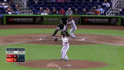 Tremenda jugada de Marcell Ozuna