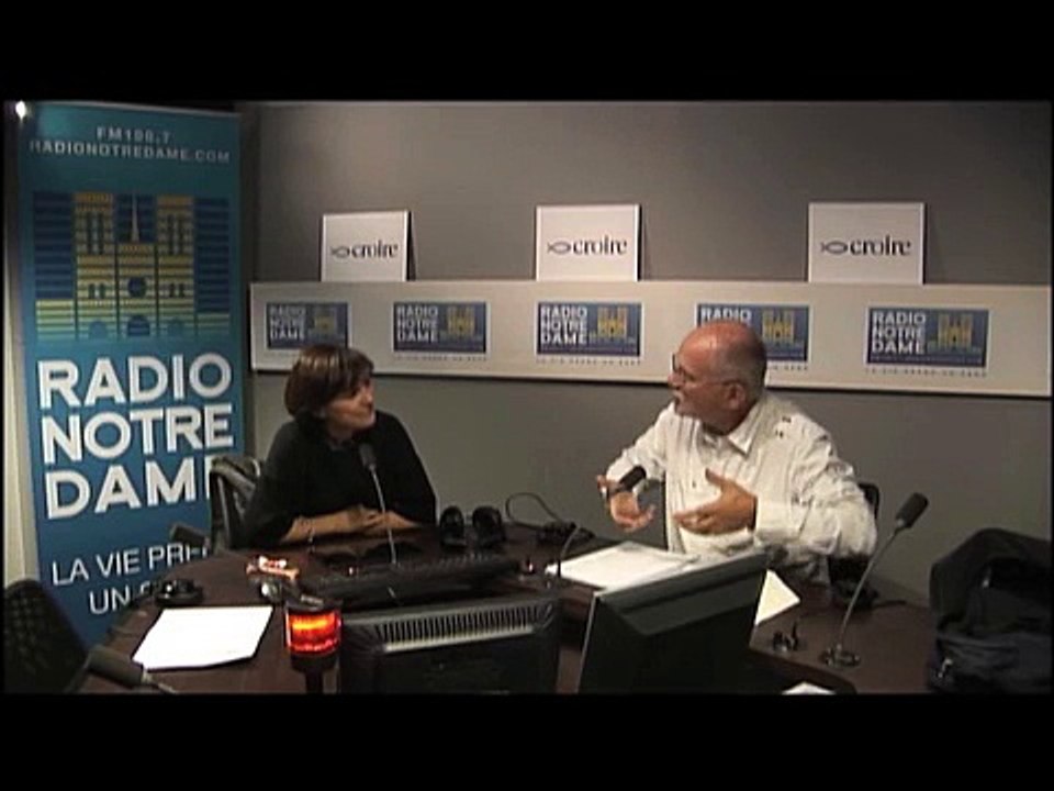 Mille questions à la foi : Pourquoi Jésus prononce-t-il ces paroles terribles : "Amenez les ici et égorgez les devant moi ?" - Sophie de Villeneuve pose la question au père Gérard Billon, bibliste