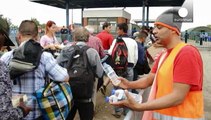 El éxodo de miles de refugiados dispara la tensión entre Croacia y Serbia