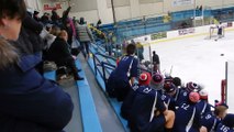 Hockey sur glace - Une bagarre entre des lycéens et l'arbitre de la rencontre