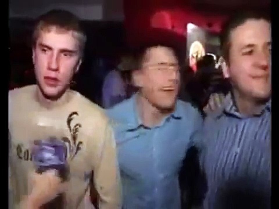 Dimitri descobre que Kelvin marcou aos 92'