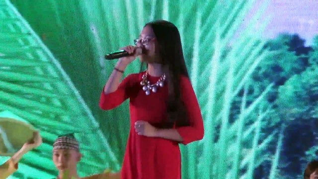 Hành Trình Trên Đất Phù Sa - Phương Mỹ Chi - Đại Nhạc Hội Unilever - 20 Năm Nâng Tầm Cuộc Sống