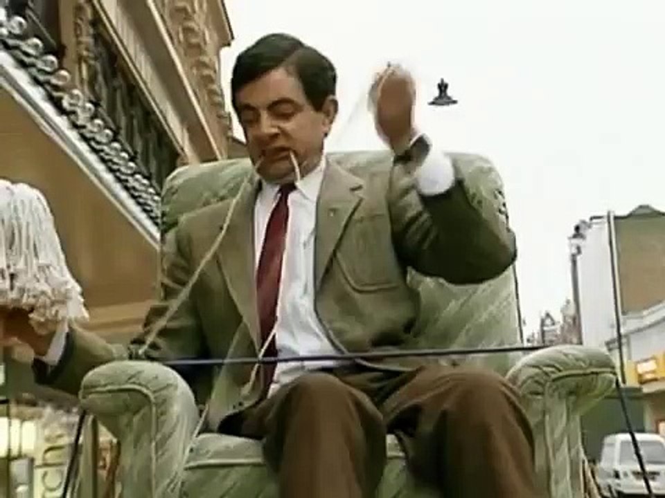Mr_Bean_Viaja_en_coche_funny_video