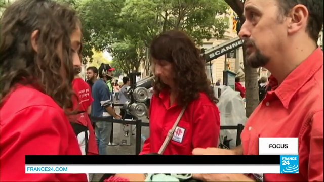 Élections régionales : un scrutin aux allures de référendum sur l'indépendance en Catalogne