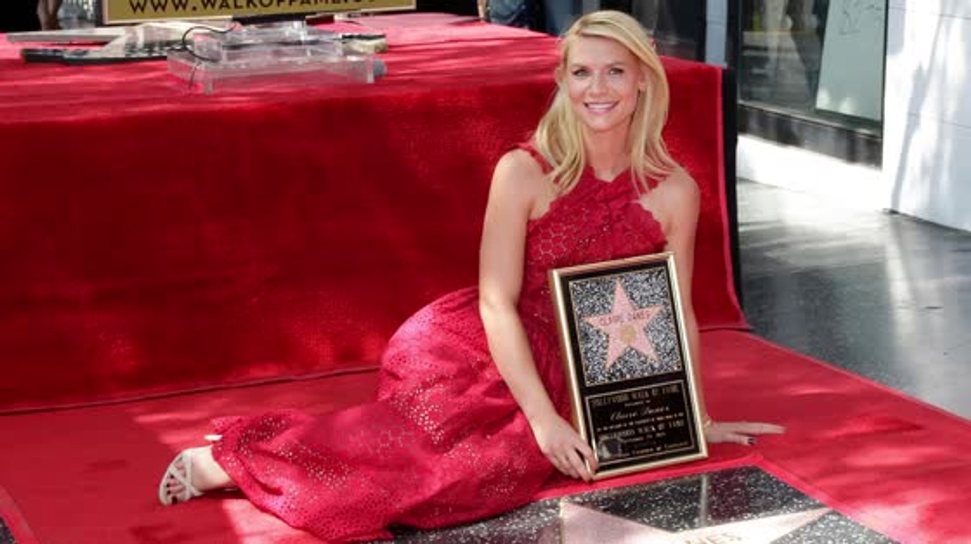 Actress Claire Danes receives star on Hollywood Walk of Fame - ABC7 Los  Angeles