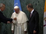 Le pape demande à l'ONU des accords sur le climat et dénonce le narcotrafic