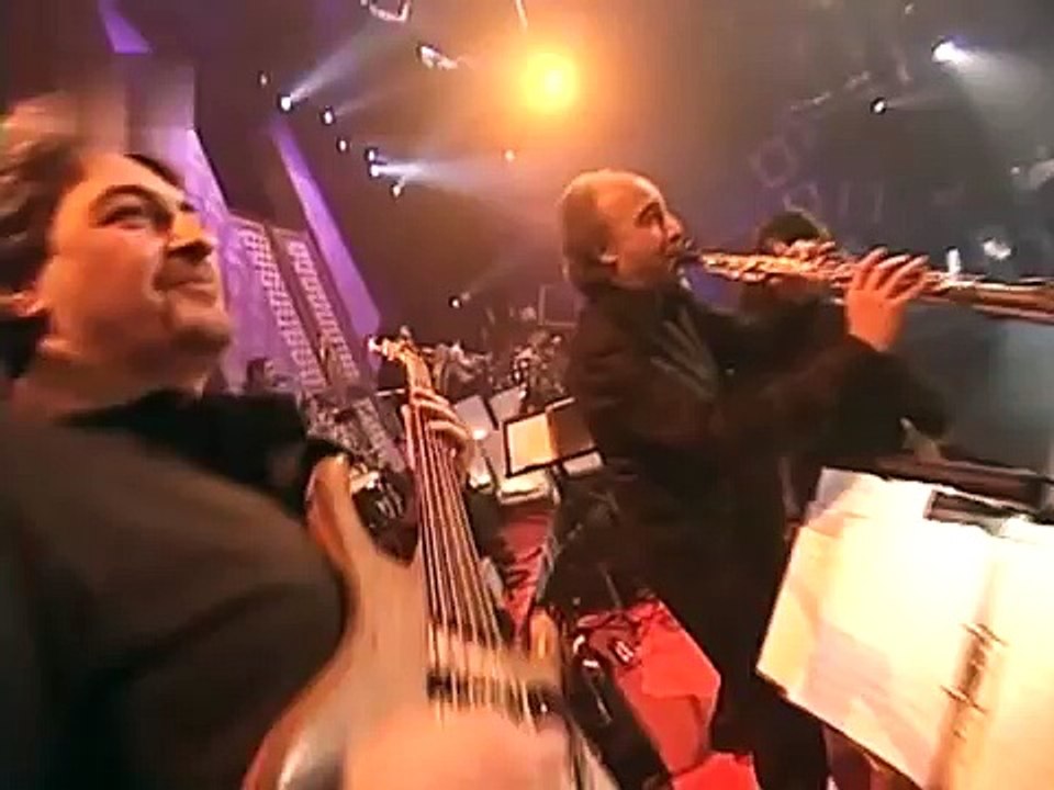Candan Erçetin & İzel - Senden Başka