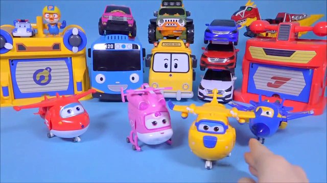 Super Ailes Super Kamehameha de Kona Los de la voiture de Naples ou des robots,et d'autres importants pororo Bonjour voiture robot mini séminaire fournit l'alimentation de la base de l'Aéroport de Reno, Robocar Poli, Super ailes jouets